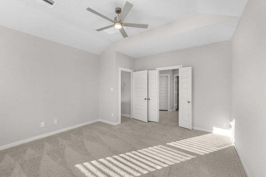 Spacious, unfurnished interior of a new home in Briarwood Crossing, Rosenberg (Image 17). Spacious, unfurnished interior of a new home in Briarwood Crossing, Rosenberg (Image 17).