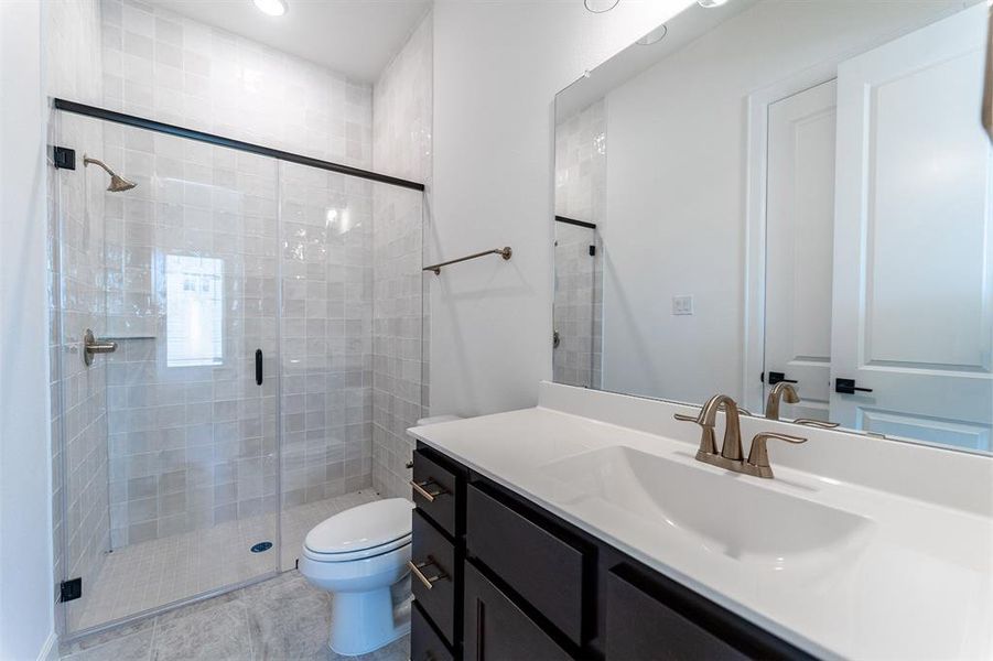 Furnished interior view inside a new home in Sonoma Verde, Rockwall (Image 5).