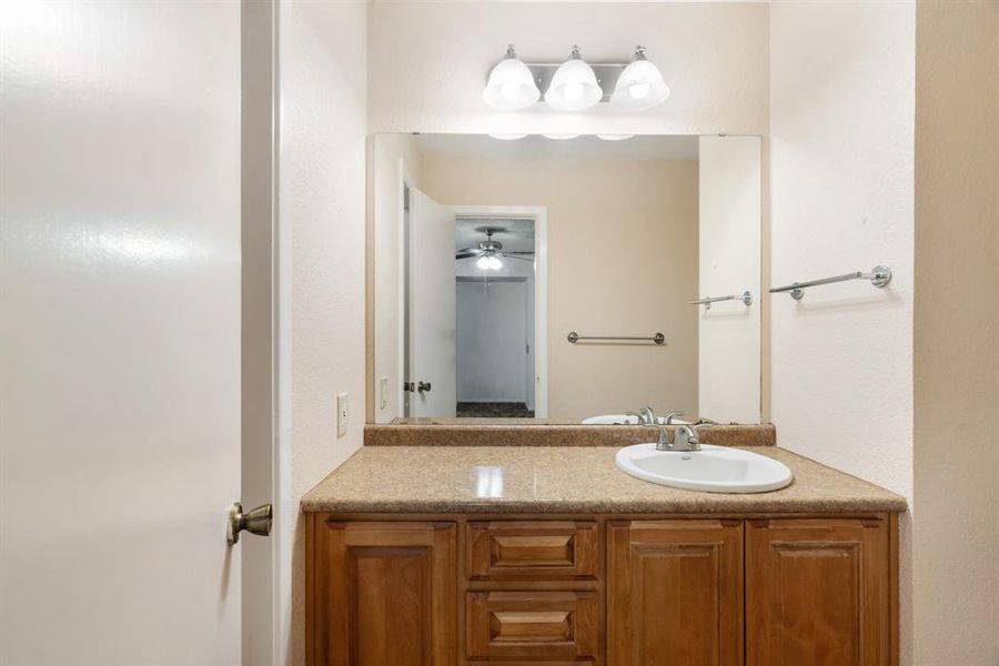 Image 20 of a home in .