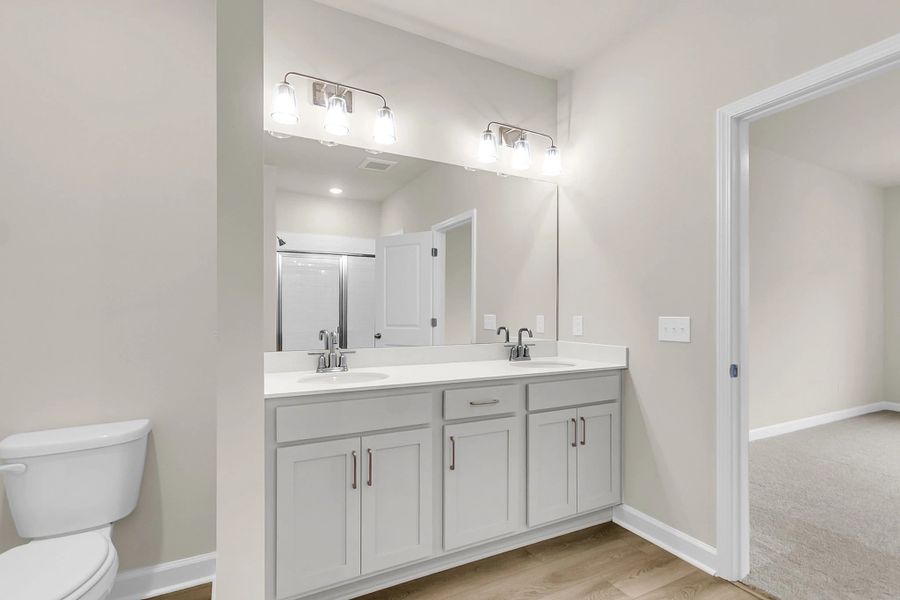 Similar Washington floorplan for inspiration - features and finishes vary Similar Washington floorplan for inspiration - features and finishes vary