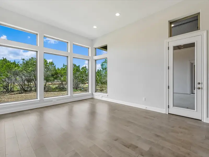 Representative unfurnished interior of a home built from the Santa Monica by Giddens Homes in Clearwater Ranch, Liberty Hill (Image 34). Representative unfurnished interior of a home built from the Santa Monica by Giddens Homes in Clearwater Ranch, Liberty Hill (Image 34).