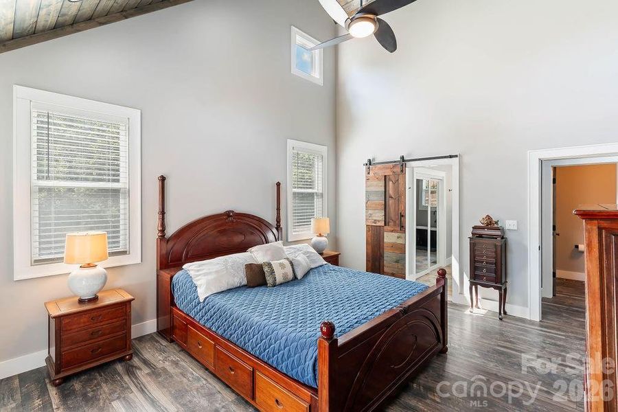 Furnished interior view inside a new home in , Hendersonville (Image 15).
