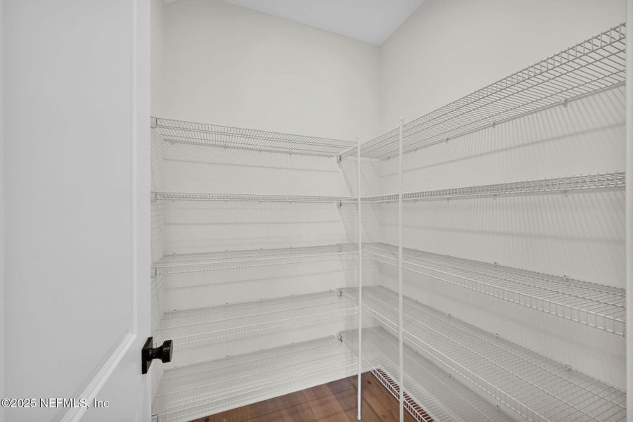 Spacious, unfurnished interior of a new home in Crosswinds at Nocatee, Ponte Vedra (Image 34).