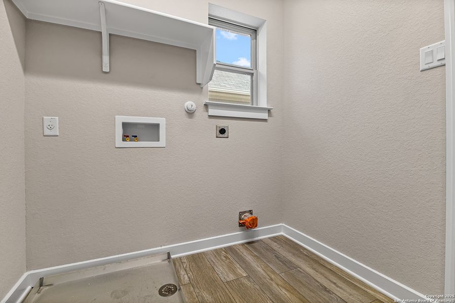 Image 27 of a home in Trilogy Grove. Image 27 of a home in Trilogy Grove.