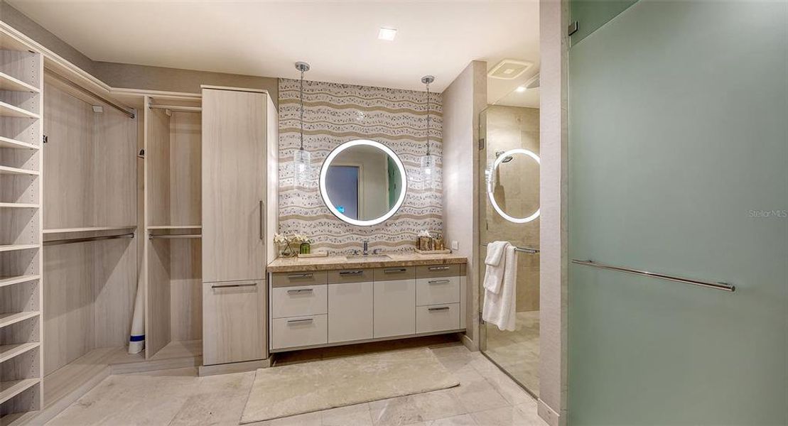 Furnished interior view inside a new home in , Longboat Key (Image 39). Furnished interior view inside a new home in , Longboat Key (Image 39).