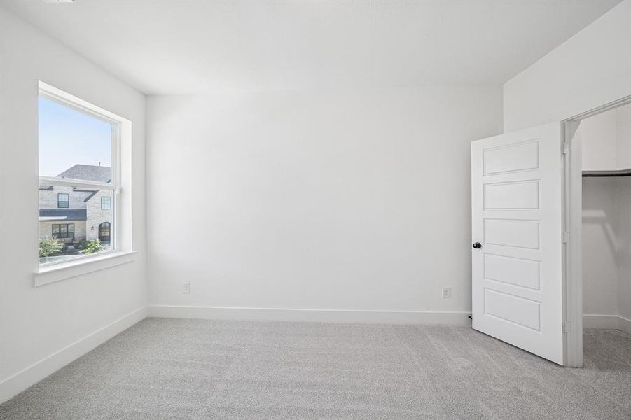 Spacious, unfurnished interior of a new home in Walsh Cottage, Fort Worth (Image 28).