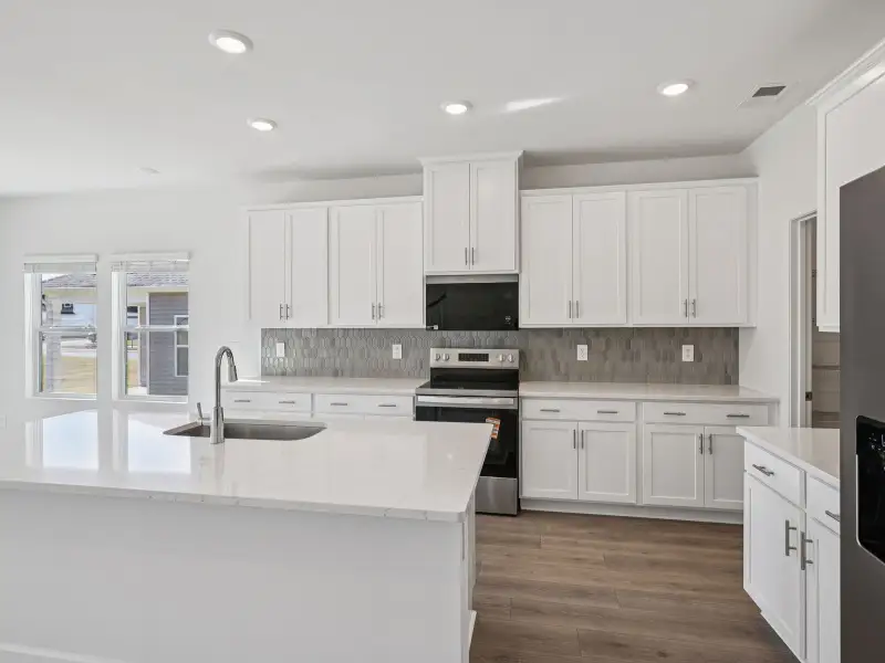 Furnished interior view inside a new home in Nelson's Creek, Mocksville (Image 4).
