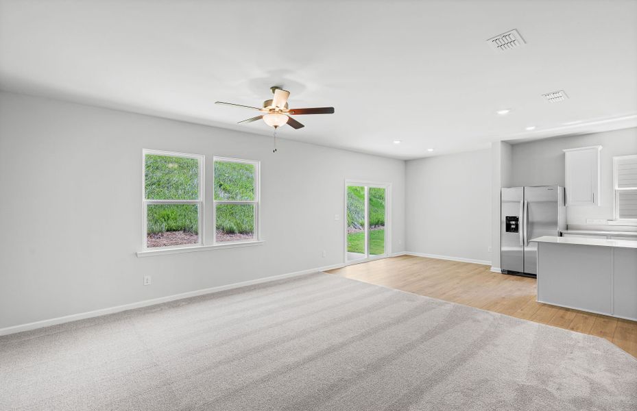 Spacious, unfurnished interior of a new home in Avery Ridge, Gainesville (Image 16). Spacious, unfurnished interior of a new home in Avery Ridge, Gainesville (Image 16).