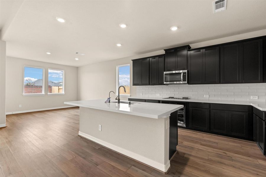 Note: Sample product photo. Actual exterior and interior selections may vary by homesite. Photo may be virtually staged