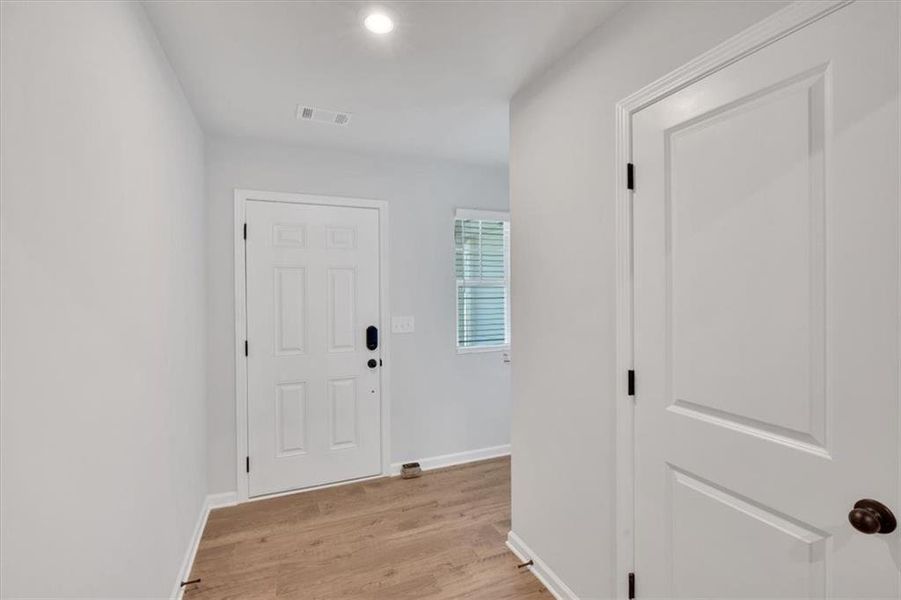 Spacious, unfurnished interior of a new home in Village Green, Adairsville (Image 24).