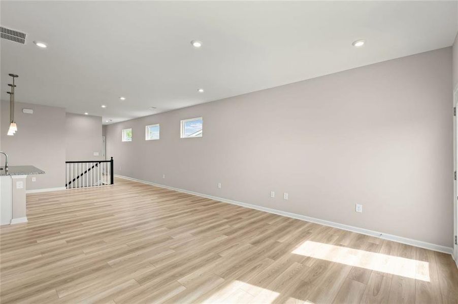 Spacious, unfurnished interior of a new home in Villas at Gold Creek, Dawsonville (Image 14).