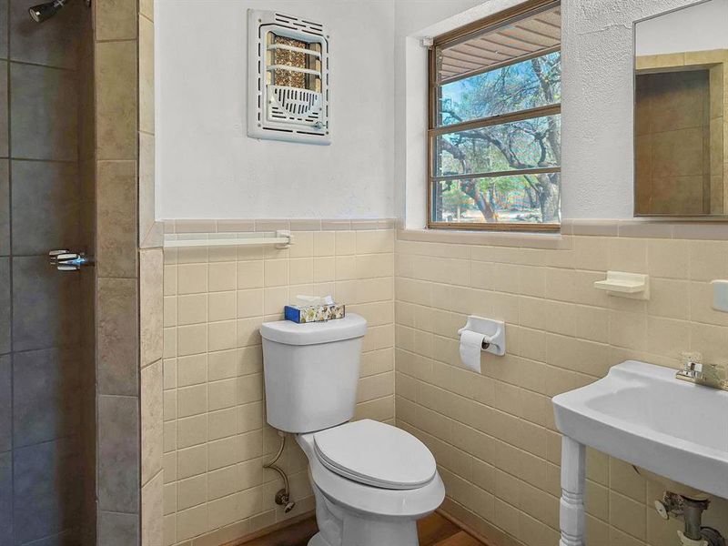 Furnished interior view inside a new home in , Brownwood (Image 6).