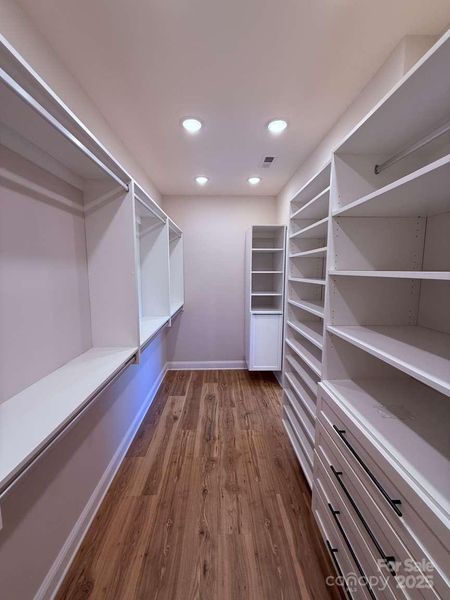 Spacious, unfurnished interior of a new home in , Conover (Image 19).