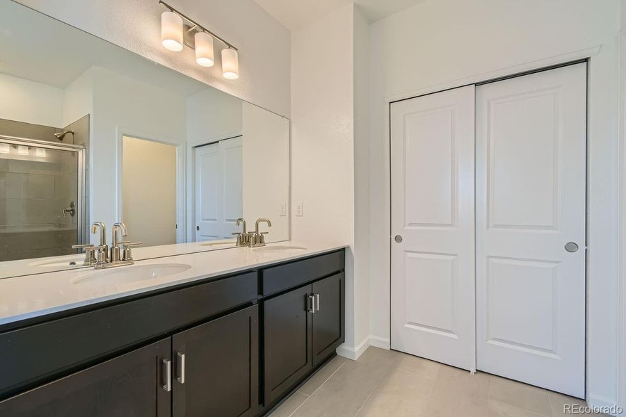 Furnished interior view inside a new home in Wolf Creek Run, Strasburg (Image 7).
