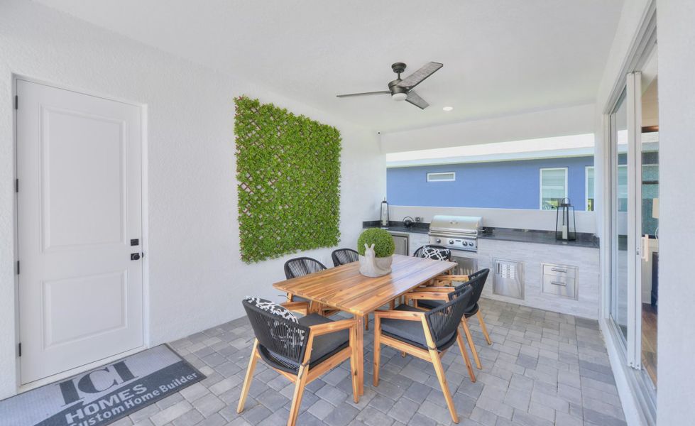 Furnished interior view inside a new home in Persimmon Park, Wesley Chapel (Image 28). Furnished interior view inside a new home in Persimmon Park, Wesley Chapel (Image 28).