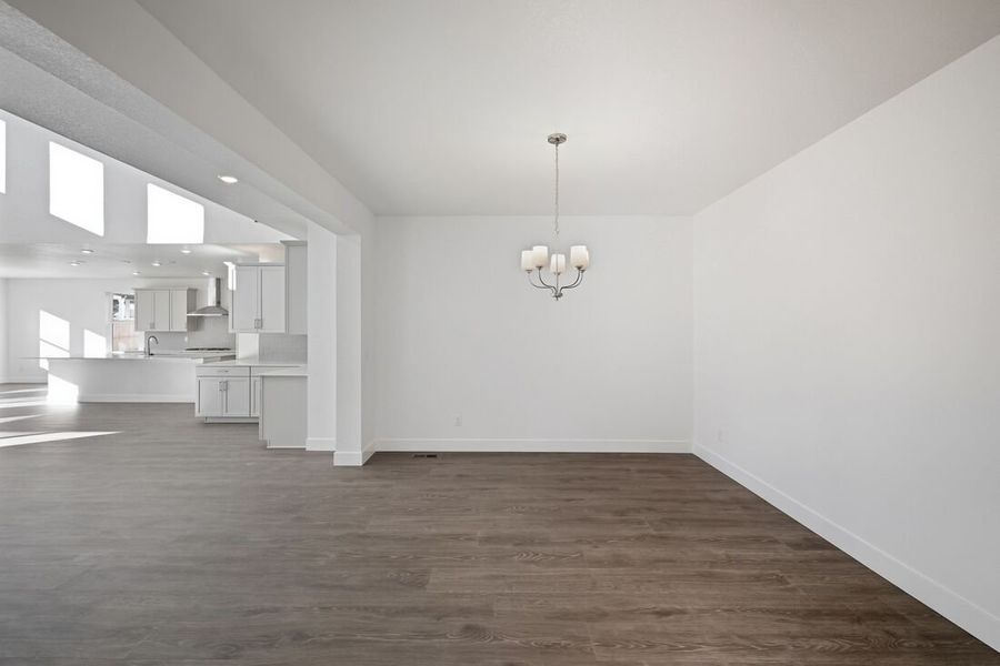 Spacious, unfurnished interior of a new home in Trailstone, Arvada (Image 17).