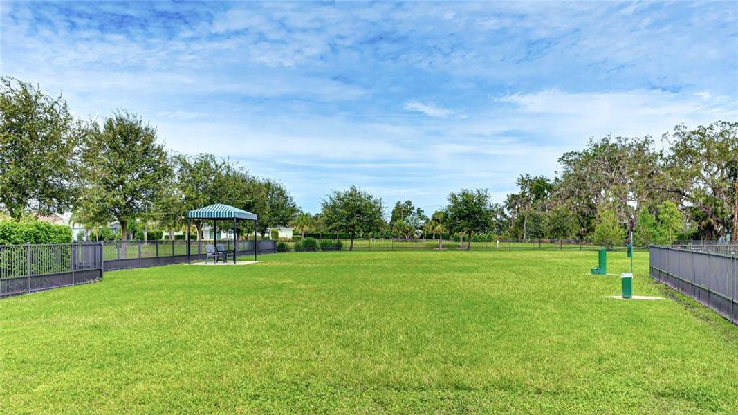 Community amenities in , Parrish (Image 51).