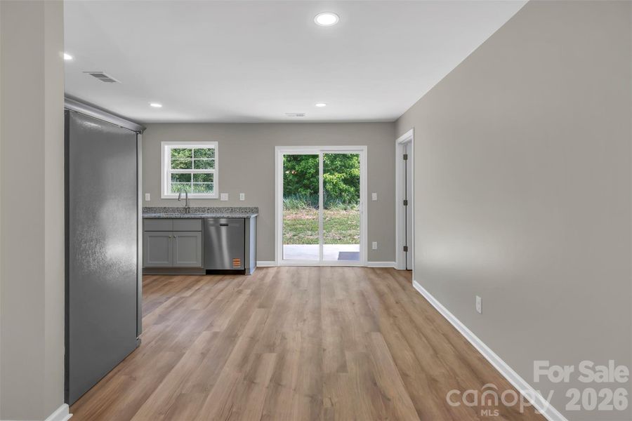 Spacious, unfurnished interior of a new home in , Lancaster (Image 15).