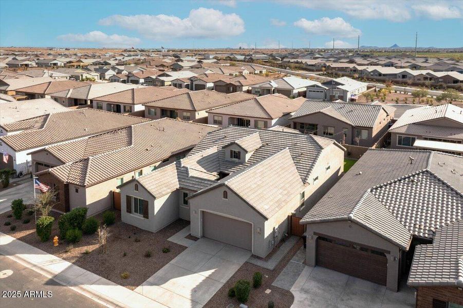 02-Aerial front of home