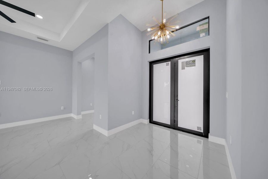 Spacious, unfurnished interior of a new home in , Lehigh Acres (Image 15).