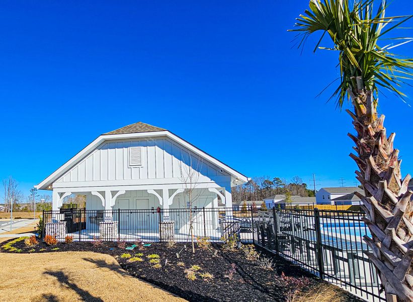 Community amenities in , Columbia (Image 35).