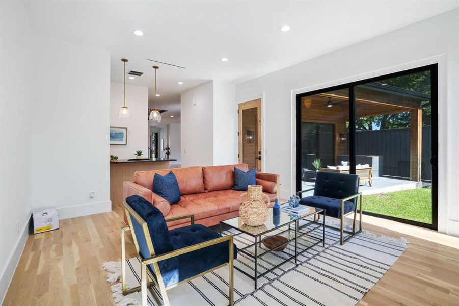 Furnished interior view inside a new home in , Dallas (Image 3). Furnished interior view inside a new home in , Dallas (Image 3).