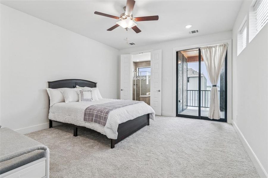 Furnished interior view inside a new home in , Rowlett (Image 3).