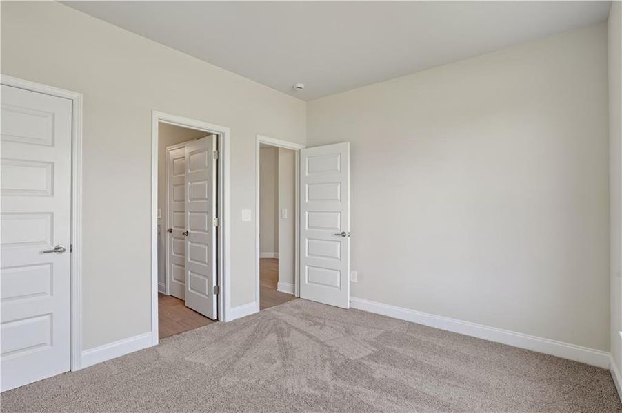 Spacious, unfurnished interior of a new home in Austin Ridge, Commerce (Image 17). Spacious, unfurnished interior of a new home in Austin Ridge, Commerce (Image 17).