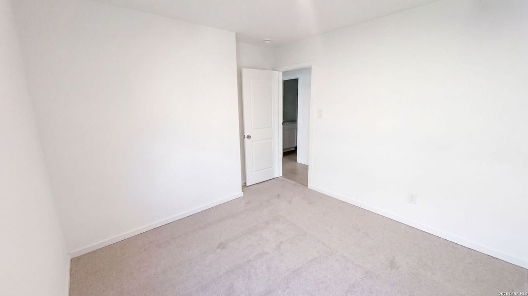 Spacious, unfurnished interior of a new home in Landon Ridge, San Antonio (Image 18).