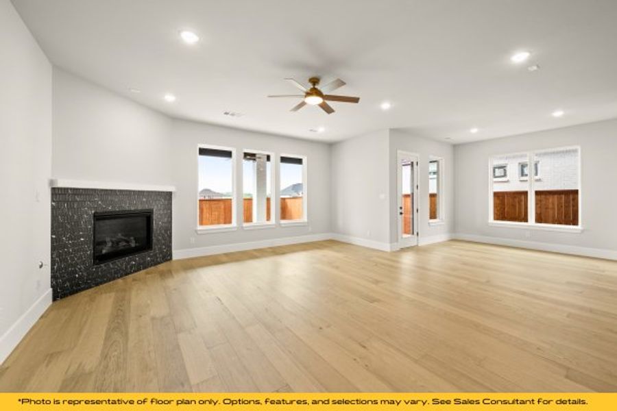 Representative unfurnished interior of a home built from the Aspen by Stonefield Homes in Heath Golf and Yacht Club, Rockwall (Image 46).