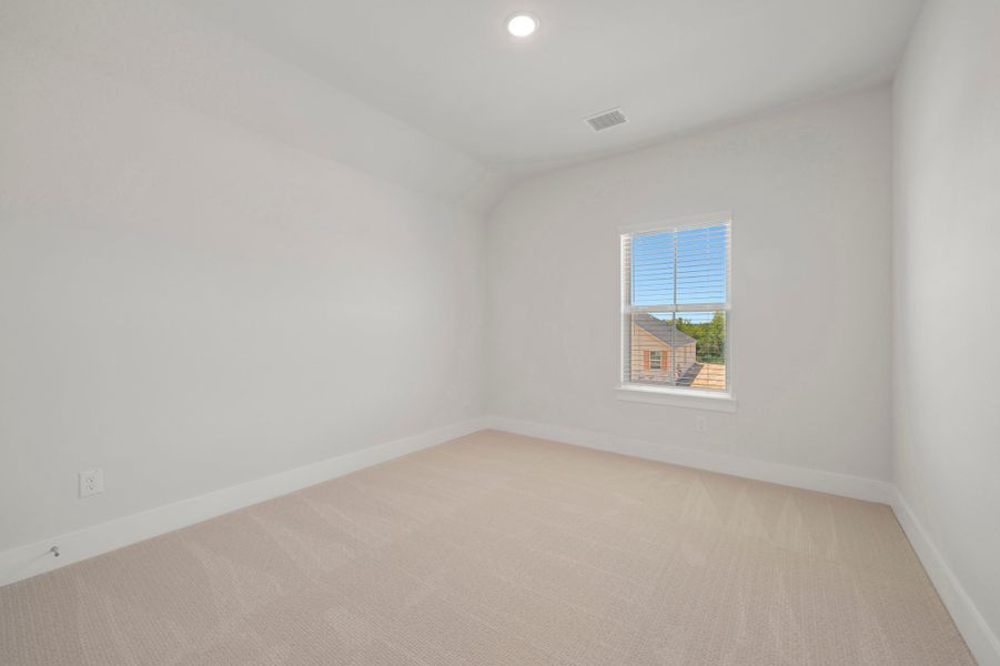 Spacious, unfurnished interior of a new home in View at the Reserve, Mansfield (Image 28).