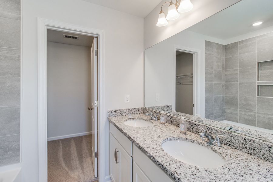 Furnished interior view inside a new home in Astoria, Columbia (Image 10).