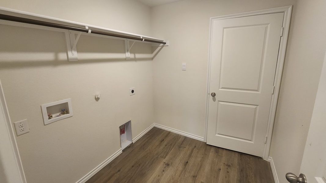 Spacious, unfurnished interior of a new home in Waverly Estates, Josephine (Image 13).