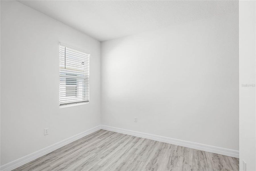 Spacious, unfurnished interior of a new home in , Lakeland (Image 29).