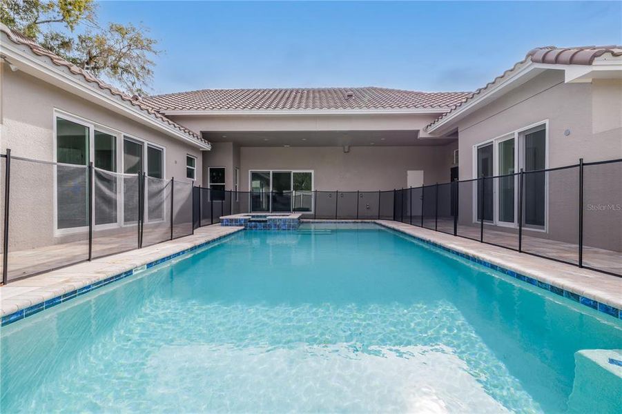 Exterior details and patio area of a home in Toscana, Palm Coast (Image 26).