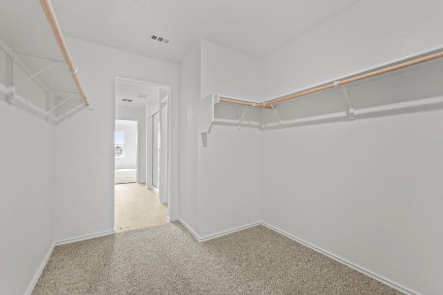 Spacious, unfurnished interior of a new home in Palomino, Manor (Image 30).