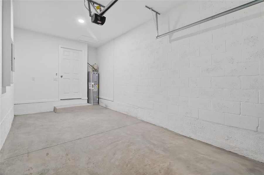 Spacious, unfurnished interior of a new home in , Haines City (Image 26). Spacious, unfurnished interior of a new home in , Haines City (Image 26).