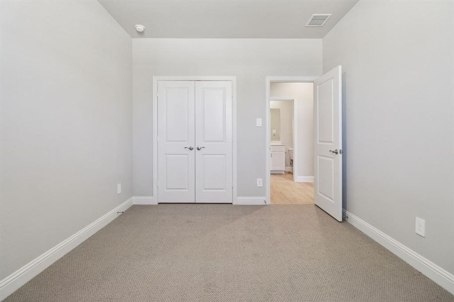 Spacious, unfurnished interior of a new home in Lakehaven - Premier Series, Farmersville (Image 36).