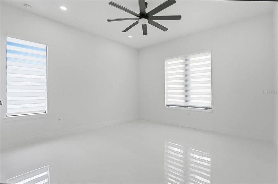 Spacious, unfurnished interior of a new home in , Tampa (Image 45).