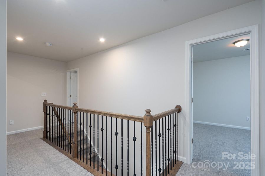 Spacious, unfurnished interior of a new home in Somerset, Fort Mill (Image 21).
