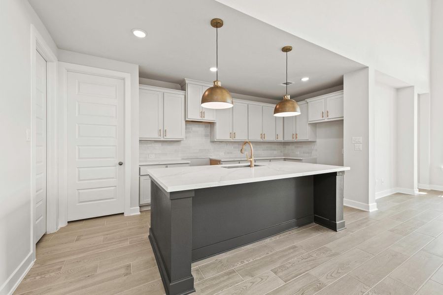 Representative image. Features, specifications, selections and colors may vary.