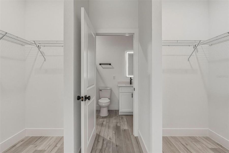 Spacious, unfurnished interior of a new home in , North Port (Image 18).