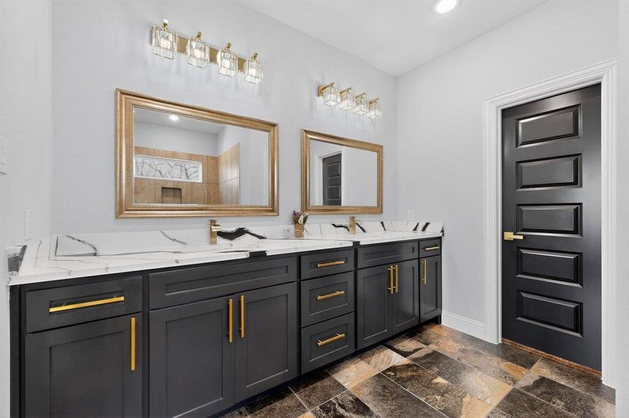 Furnished interior view inside a new home in , Sulphur Springs (Image 9).