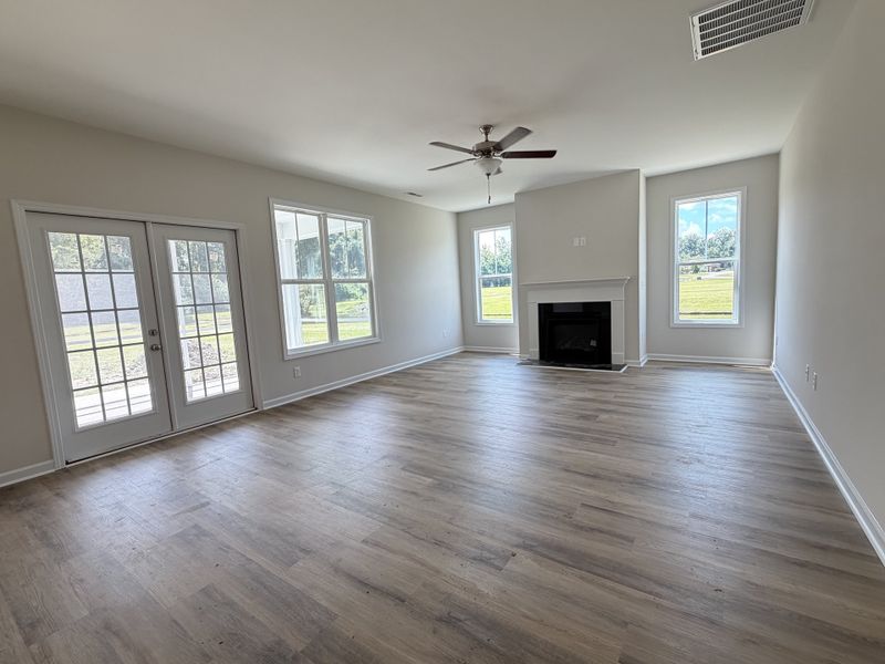 Spacious, unfurnished interior of a new home in Waterfall Estates, Whiteville (Image 20).
