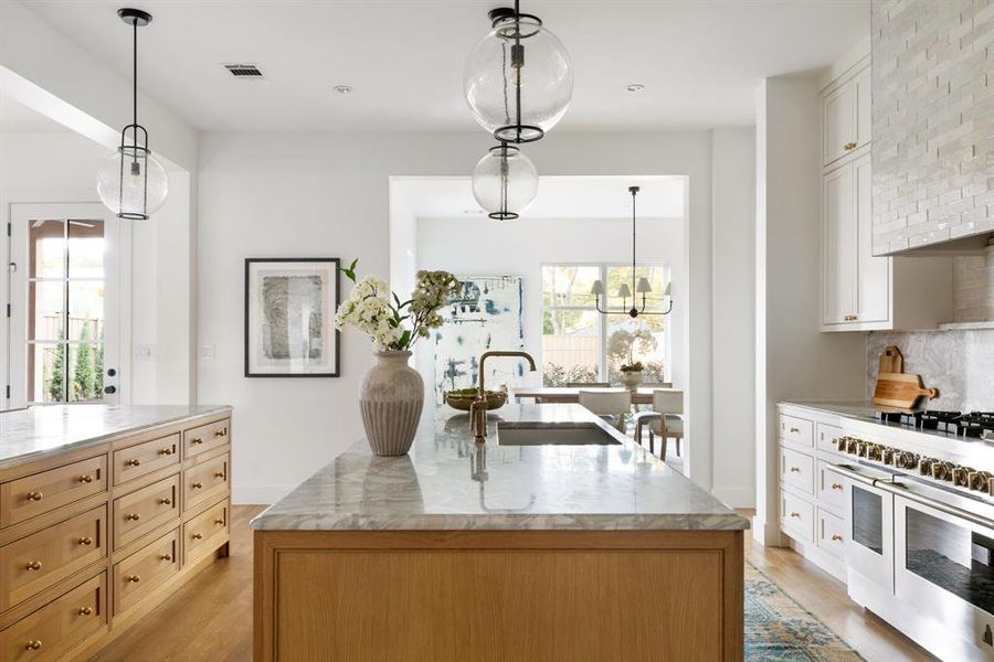Furnished interior view inside a new home in , Dallas (Image 9).