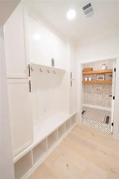 Furnished interior view inside a new home in , West Tawakoni (Image 10).