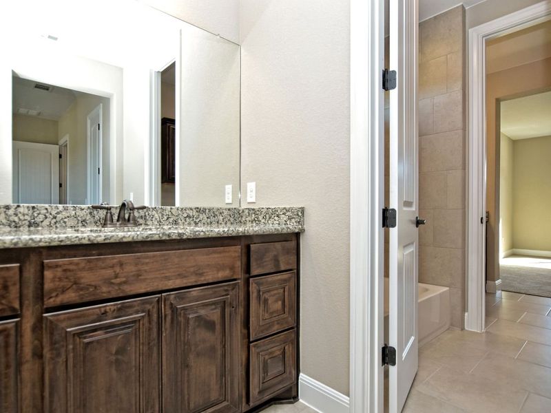 Representative furnished interior of a home built from the Catalina by Giddens Homes in Clearwater Ranch, Liberty Hill (Image 10).