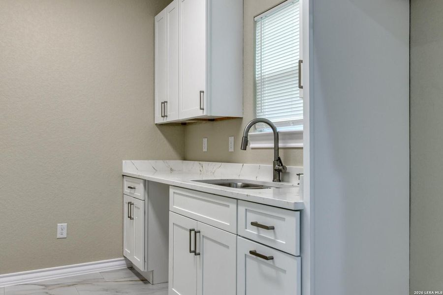 Image 33 of a home in .