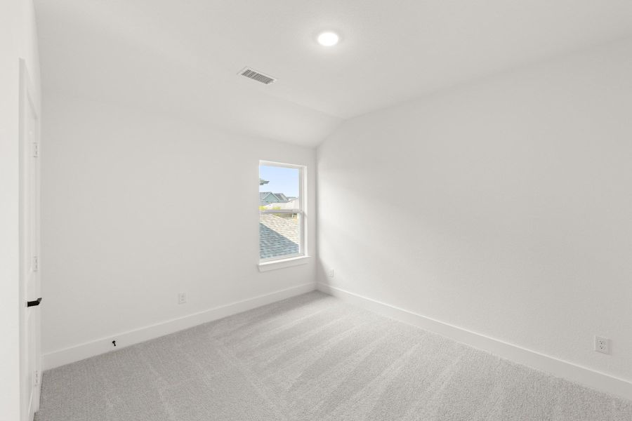 Spacious, unfurnished interior of a new home in Painted Tree, McKinney (Image 22).