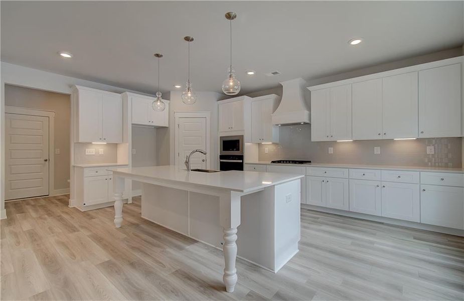 Furnished interior view inside a new home in Saddleridge, Senoia (Image 8).